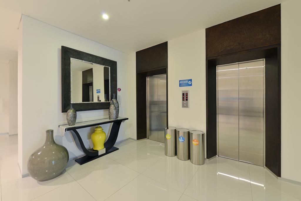 Pop! Hotel Timoho Джокякарта Екстериор снимка