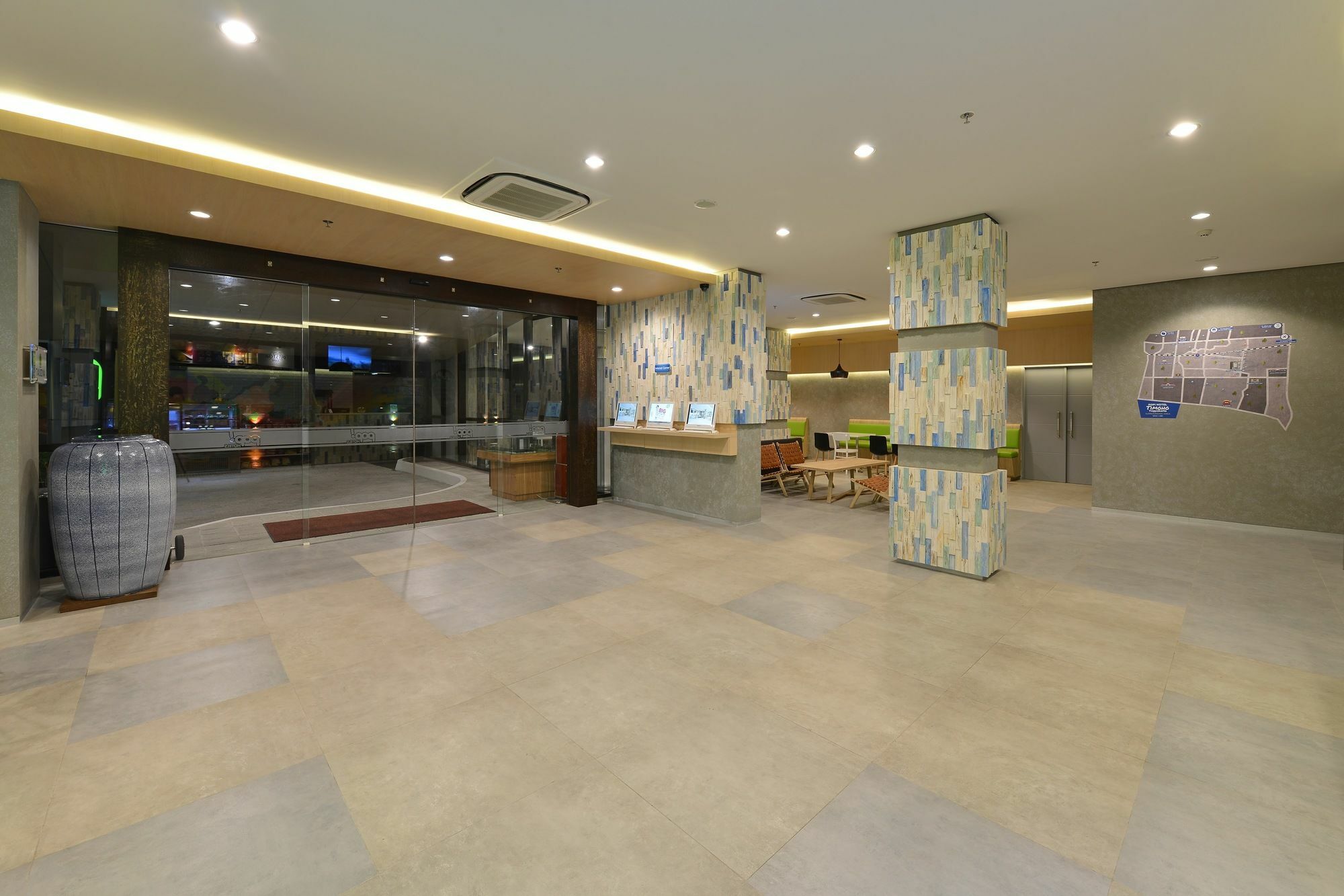 Pop! Hotel Timoho Джокякарта Екстериор снимка